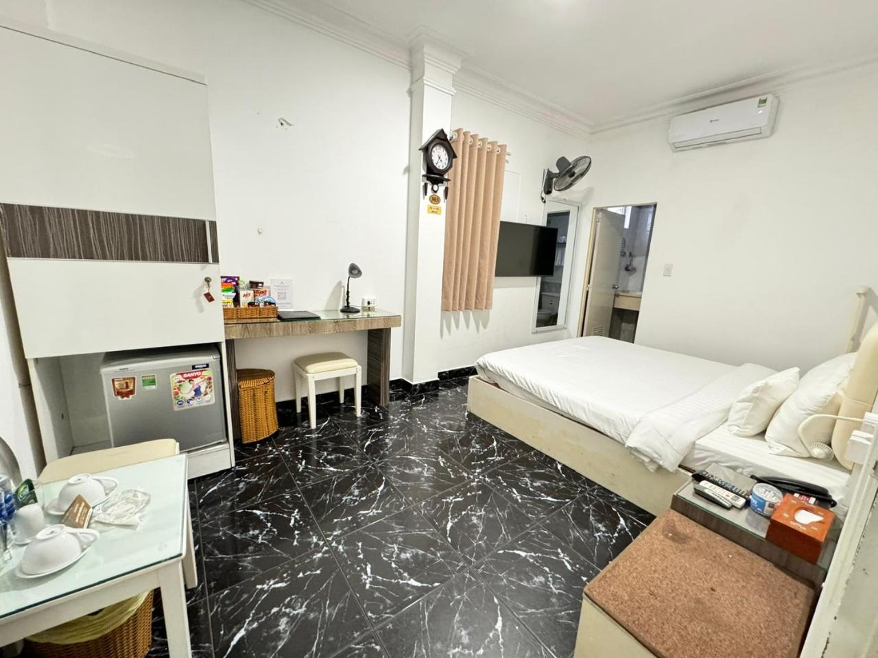 A25 Hotel - 19 Bui Thi Xuan Хошимин Экстерьер фото