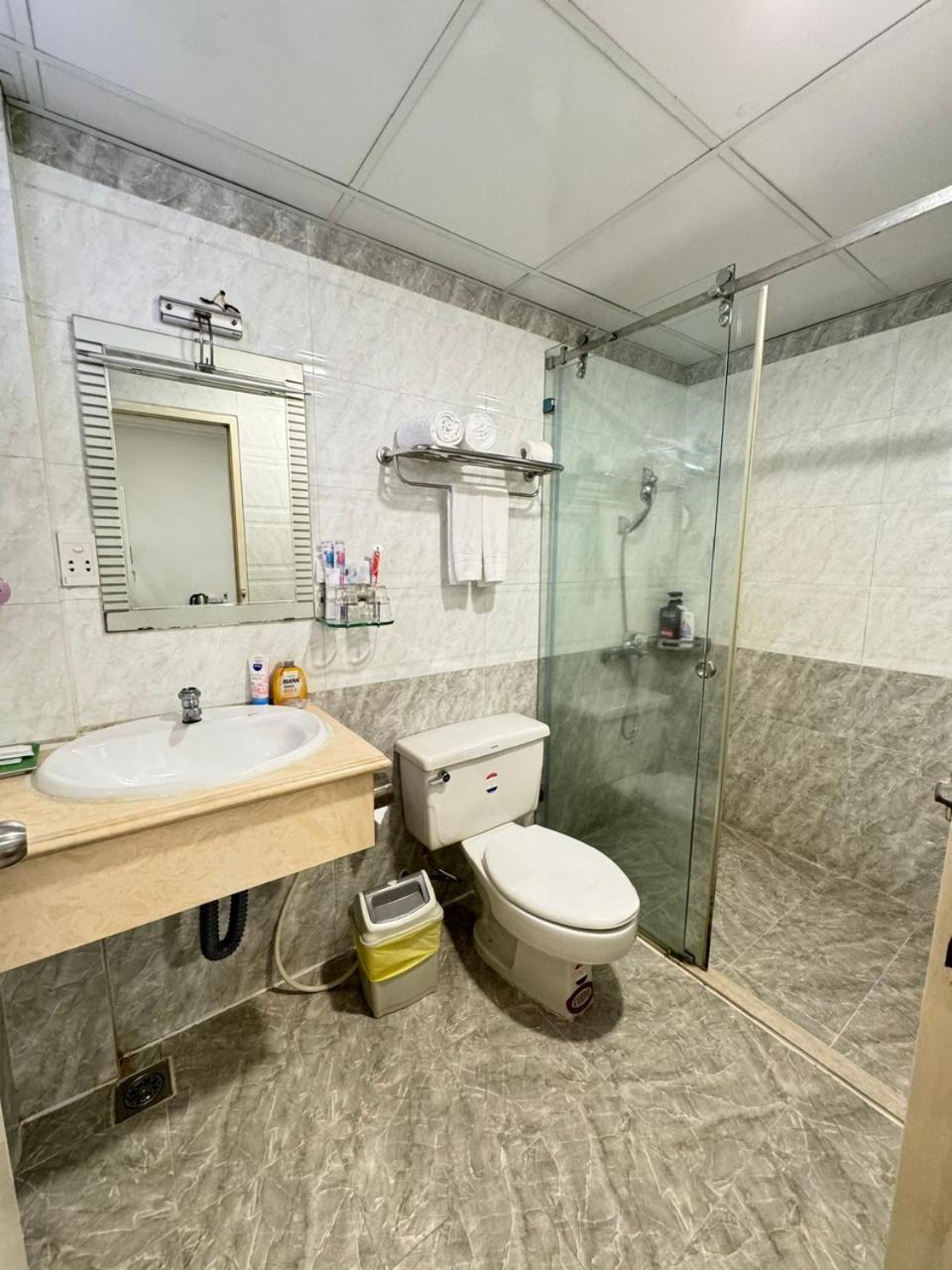 A25 Hotel - 19 Bui Thi Xuan Хошимин Экстерьер фото