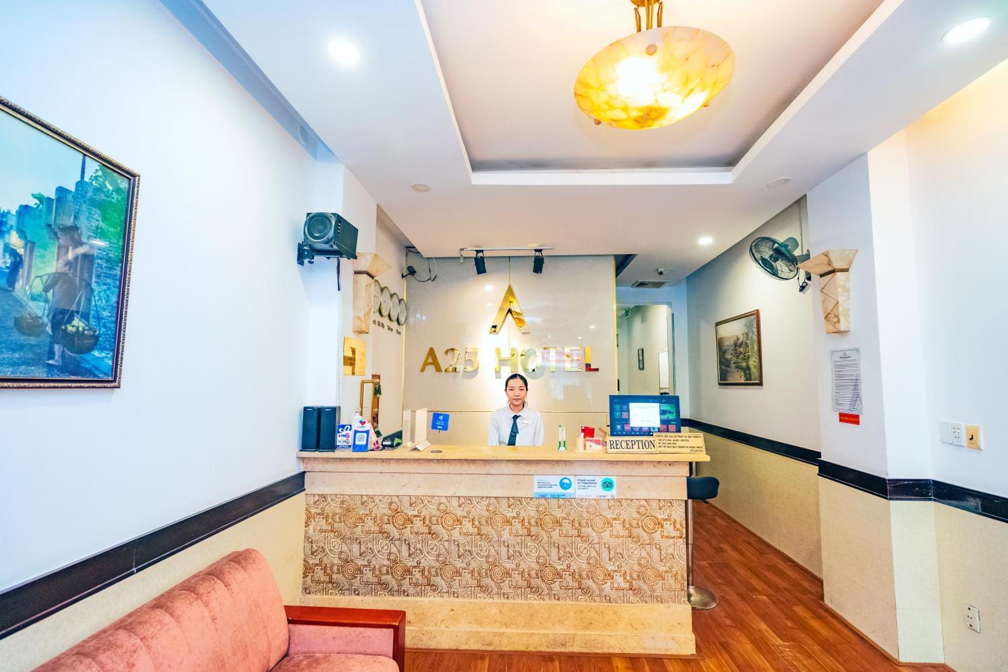 A25 Hotel - 19 Bui Thi Xuan Хошимин Экстерьер фото
